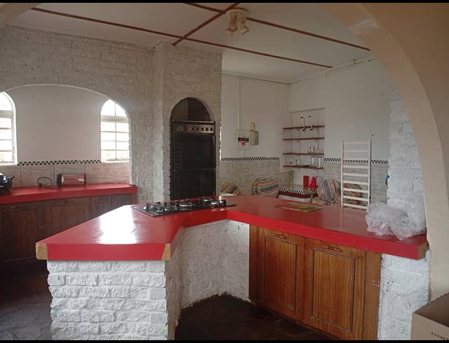 3 BEDROOM HOUSE FOR SALE IN MOUNTAIN VIEW